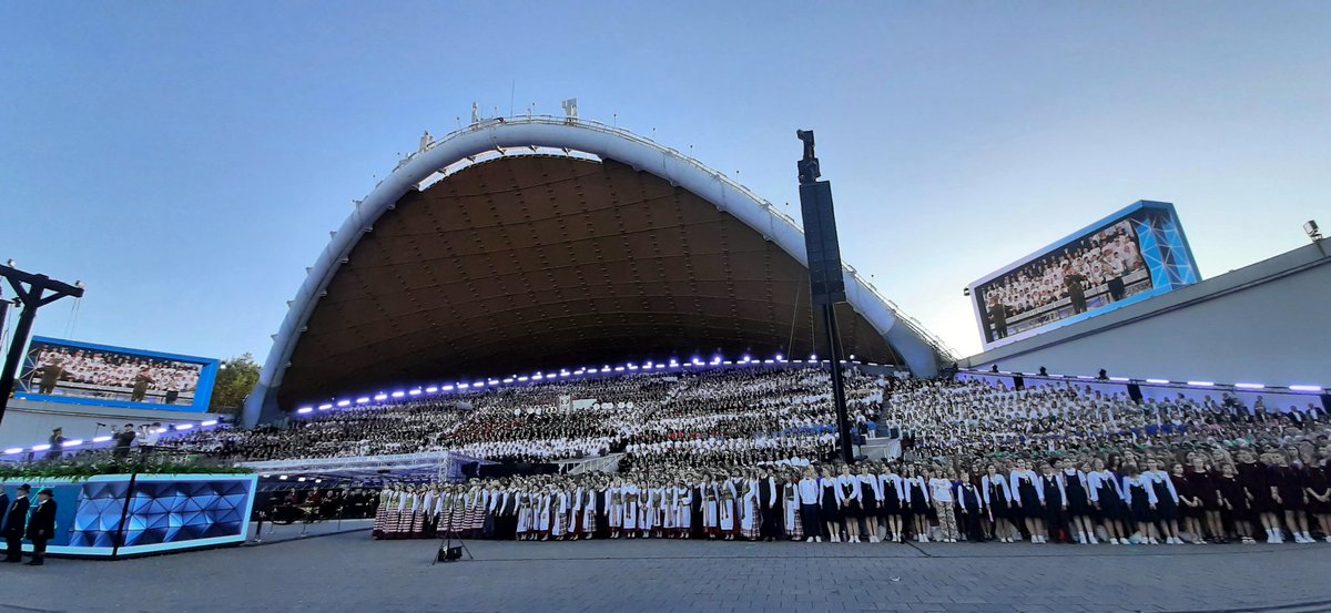 To witness the final chord of the Lithuanian Song Celebration together with tens of thousands of others is an extraordinary feeling. 
1/n