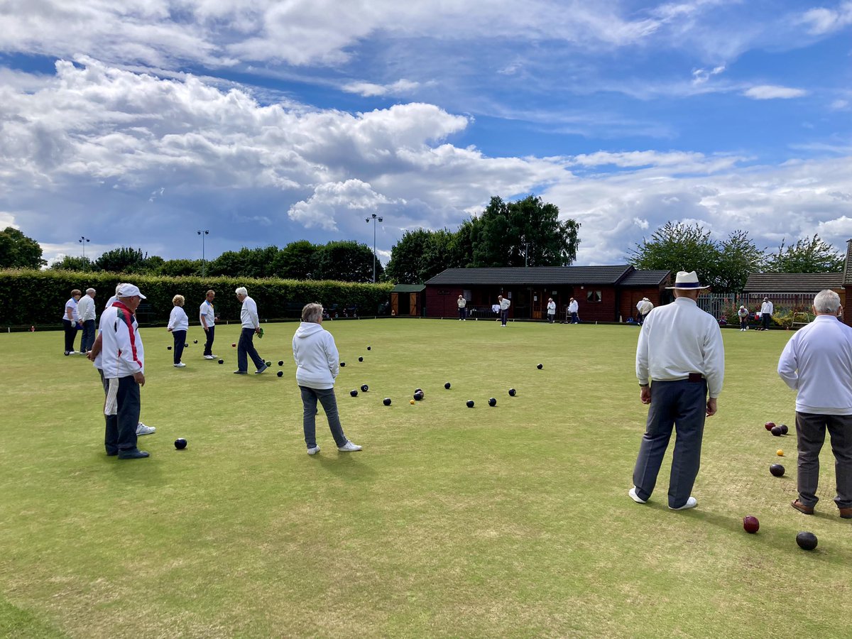 After a rainy start to the afternoon we saw beautiful blue skies at Thurmaston Bowls Club. A lovely time had across all rinks. #bowls #friendship