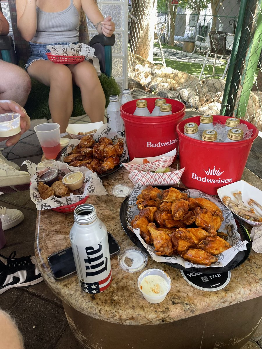 dr. cups tweet media