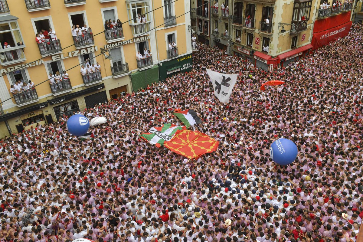 Gora Herria!
Gora Iruñea!
Gora sanfermin!
#SF24 #INDarra