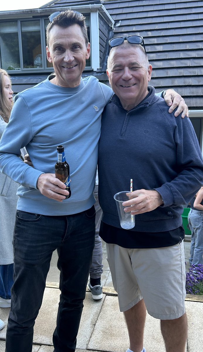 Barrett01Robert's tweet photo. Great to meet you properly โฆ@bish_cfcโฉ #upthechelsea #ccyfd https://t.co/zJJzEKXuTV
