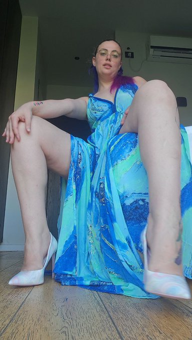 Get off your phone and spend time with me 😇 https://t.co/p06Aq7rtpl