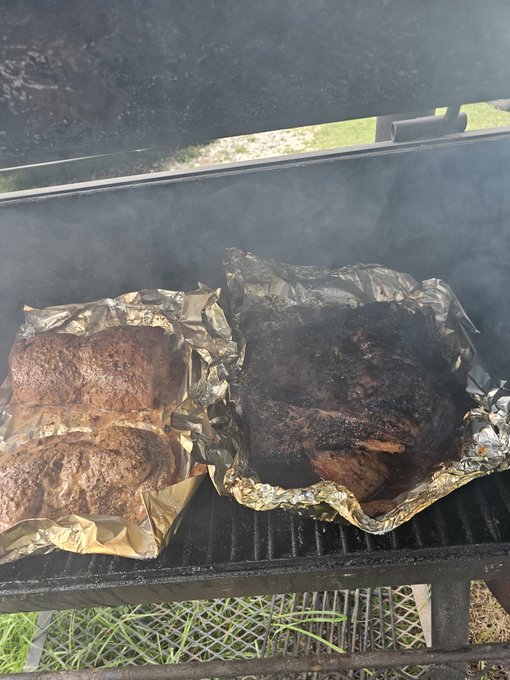 Today we smoke the Meats! https://t.co/FsNI8flw5D