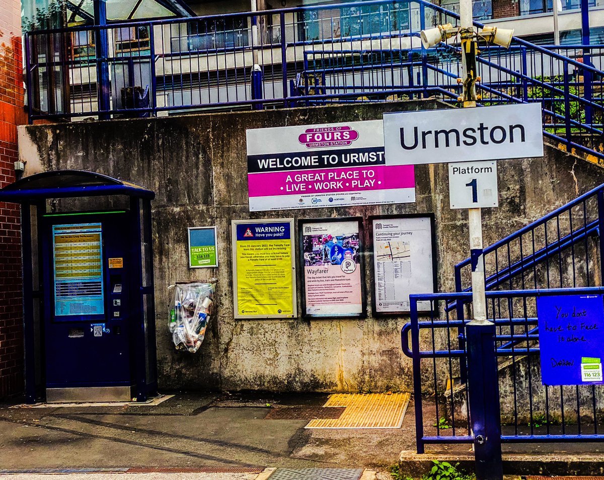 sheenz_m_'s tweet image. Urmston - there’s three ways to get there
#IYKYK #Dinnerladies