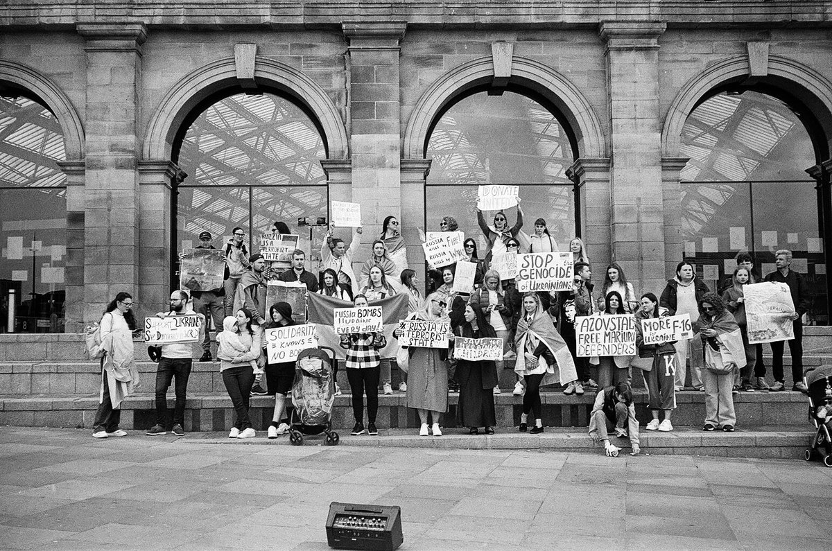harrylime69's tweet image. In and around Lime Street and William Mount Street on film with a Canon Sureshot Max on #hp5 
#shootfilmstaybroke #streetphotography