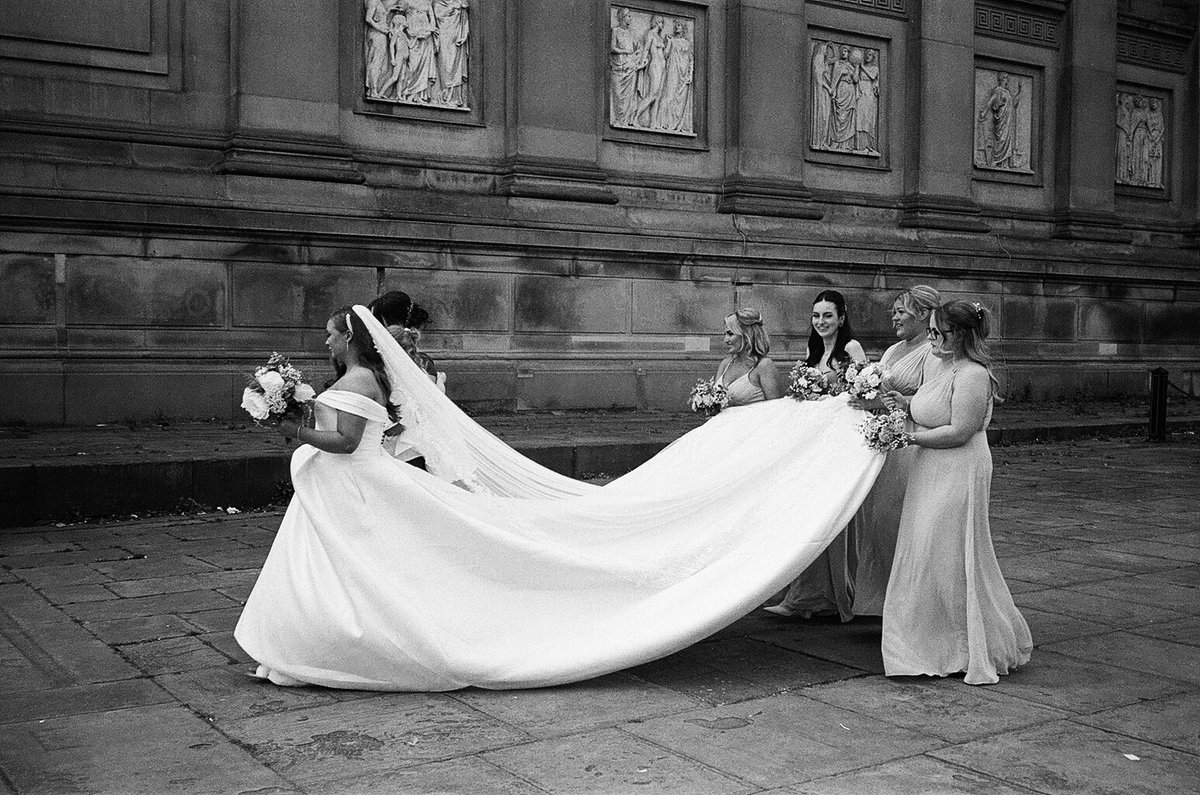 harrylime69's tweet image. In and around Lime Street and William Mount Street on film with a Canon Sureshot Max on #hp5 
#shootfilmstaybroke #streetphotography