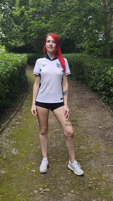 ENGLAND ENGLAND ENGLAND https://t.co/cjiiS2nRbZ