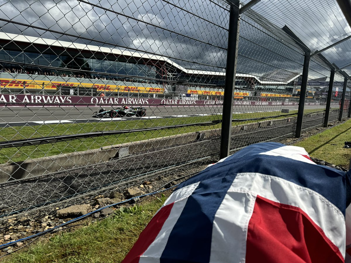 Nichoudini tweet media