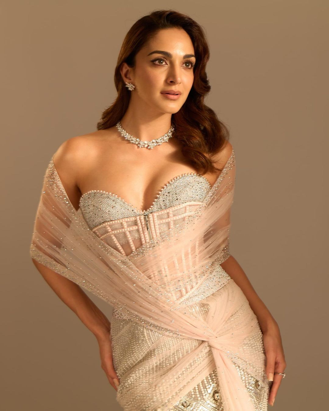 GR0J4KlbcAALVsG?format=jpg&name=large