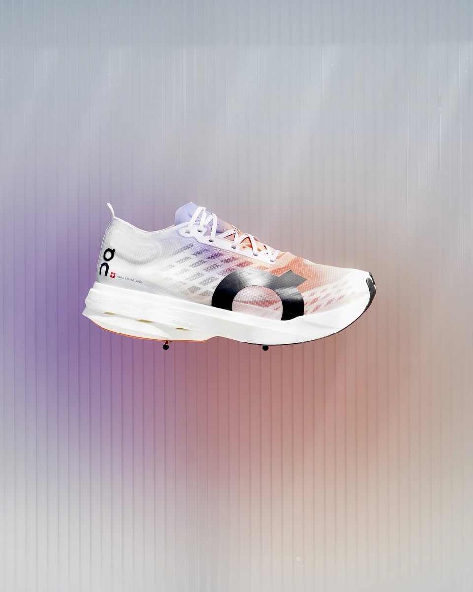 on_running's tweet image. Spotted at #OnTrackNights Paris...

The Prism collection 🔥

(It's coming later this week don't worry)