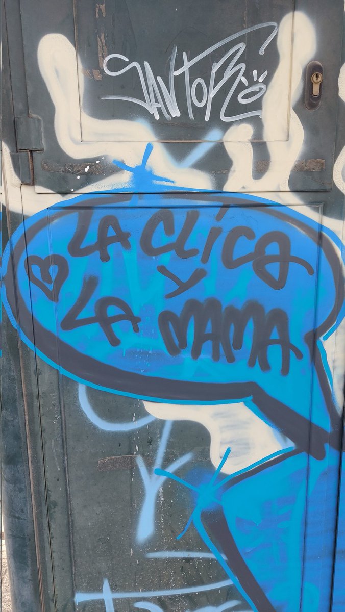 LA CLICA Y LA MAMA 💙