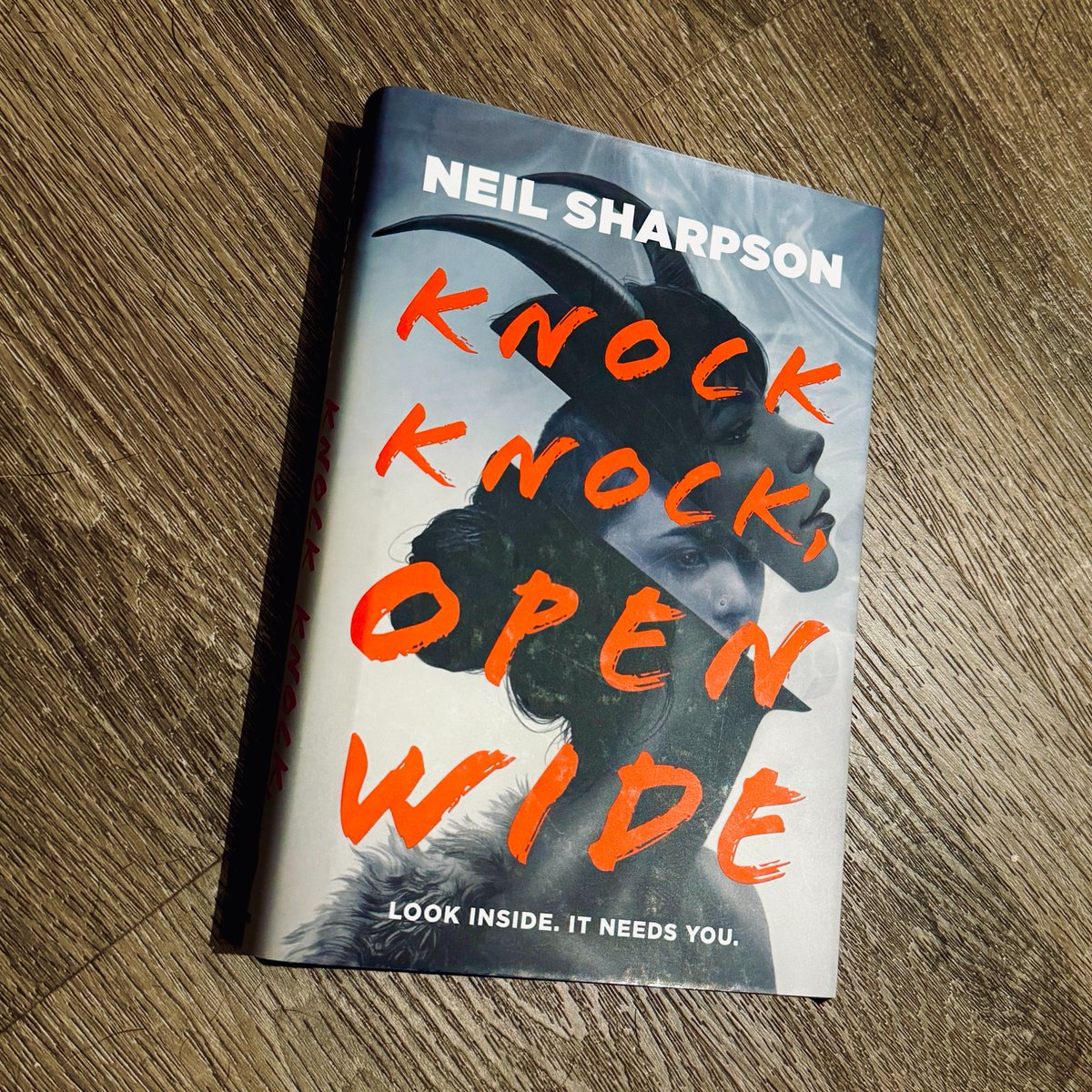 Nightfire Books (@tornightfire) on Twitter photo "Genuinely terrifying, the sort of book you shut away in the freezer at night so it won’t come looking for you. That is, if you can put it down." —<a href="/alexgrecian/">Alex Grecian</a>, NYT bestselling author on Knock Knock, Open Wide by <a href="/UnshavedMouse/">Neil Sharpson</a>
Grab your copy today!🍀
us.macmillan.com/books/97812507… "Genuinely terrifying, the sort of book you shut away in the freezer at night so it won’t come looking for you. That is, if you can put it down." —<a href="/alexgrecian/">Alex Grecian</a>, NYT bestselling author on Knock Knock, Open Wide by <a href="/UnshavedMouse/">Neil Sharpson</a>
Grab your copy today!🍀
us.macmillan.com/books/97812507…