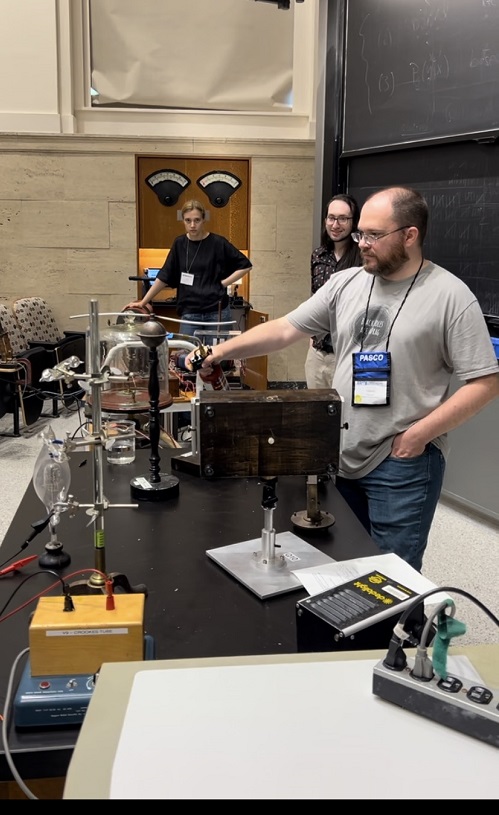 AAPTHQ's tweet photo. Happening now at #AAPTSM24 Demos at MIT! #AAPTConference #AAPTMeeting #MITDemos https://t.co/Fk6NQcDFvL