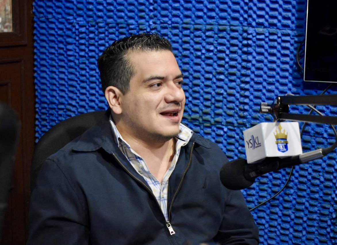 “Me pareció exorbitante $20 mil, sobre todo cuando decís que sos alguien intelectual con gran capacidad, pero necesitas 11 asesores…”

Abogado Juan Contreras (<a href="/ContrerasCC22/">Juan Contreras</a>) sobre presupuesto de fracción Vamos.