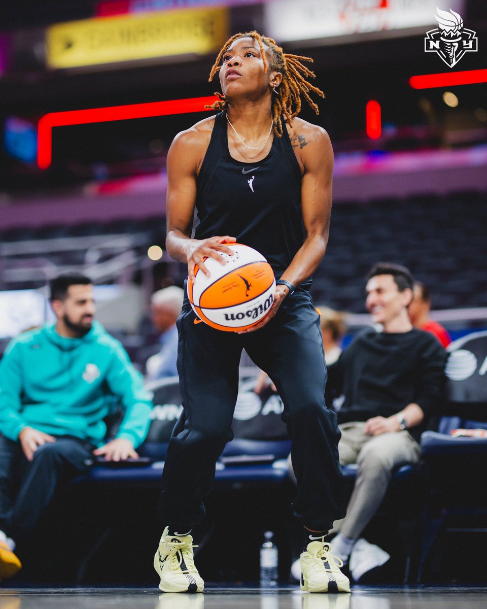 nyliberty's tweet photo. Tunnel vision 🔒 https://t.co/Nm9GR7uFYh