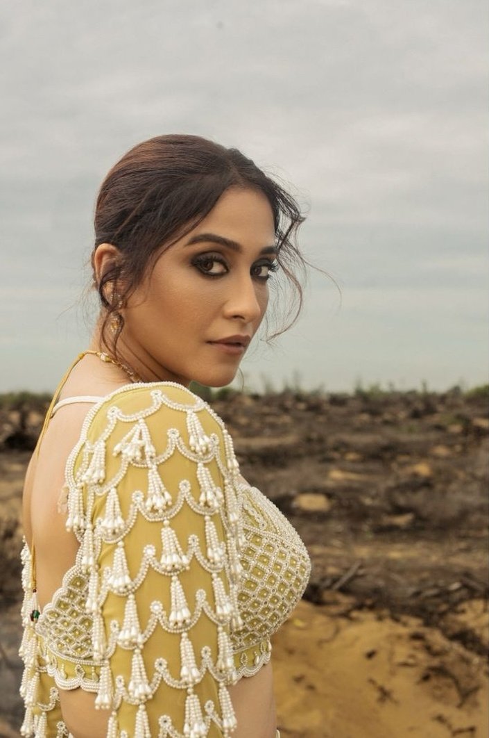 GR0PL9NXAAEYPwW?format=jpg&name=medium