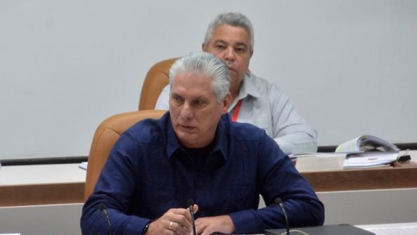 Muy aportadores los debates del primer día del #VIIIPlenoCC, en el espíritu de las prioridades del trabajo del <a href="/PartidoPCC/">Partido Comunista de Cuba</a> y atendiendo las principales preocupaciones del pueblo. #UnidosXCuba