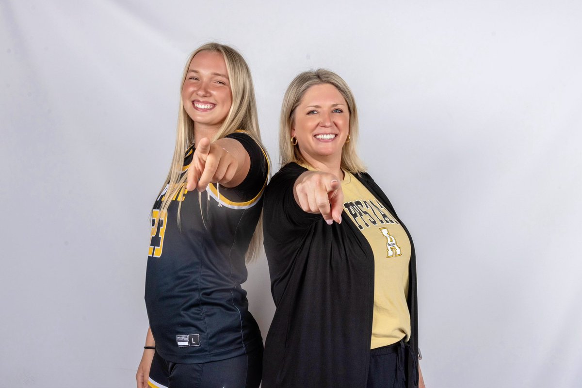 kkcleav41's tweet photo. After an amazing visit to App state I am so blessed and thankful to receive an offer! Thank you Coach sharp for believing in me! @AppStateWBB @CoachASharp @FuryPerformance @PureShotHoops @SoutheastAStars @rrknightsgbb @BrooklynRTaylor @Laromeo_Mckee @BenMcCleskey @Thecoachjazz https://t.co/NqydLg0nS0