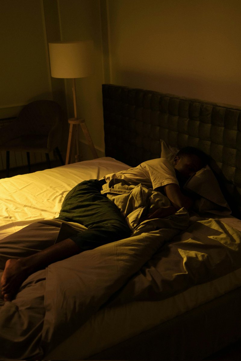 amSirJames's tweet photo. Are you as a man get adequate sleep. Study shows adequate &amp; high-quality sleep during the weekend improves sexual performance in men throughout the week. Say no to one minute #MentalHealthMatters #men #GenZ https://t.co/b3SWxAJAvP
