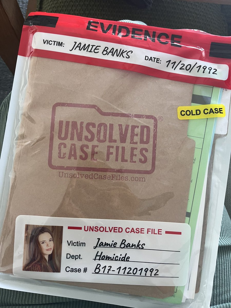 ChloeRoseRey's tweet image. #unsolvedcasefiles 🥳