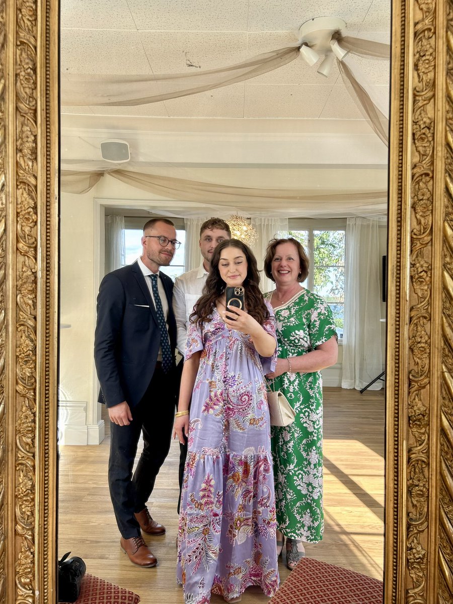 willebacklund's tweet photo. Familj❤️ https://t.co/8Z5ZFLLgQO