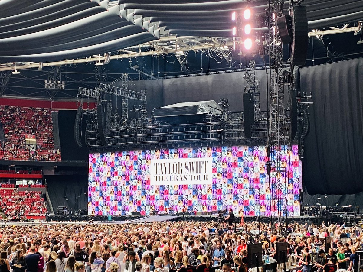 Erik van B. tweet media