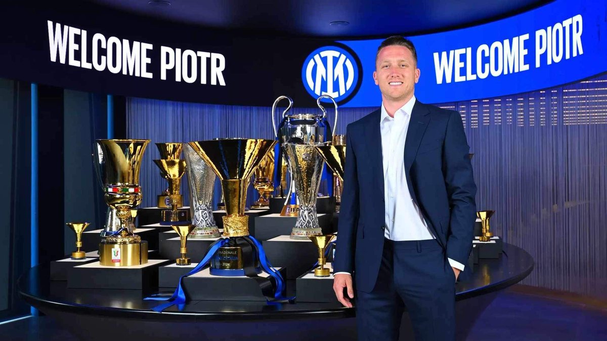 PrzemokL's tweet photo. #InterPL Ponad 25 lat kibicowania Interowi i wreszcie jest Polak!!! https://t.co/mR6lRjZnk1