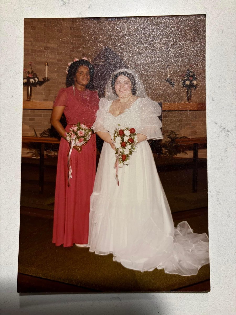 ZiggyCoach's tweet photo. Rest in peace momma. You stood in the gap for me. Prayed for me, supported me when I fell &amp; celebrated when I succeed in life. Came to watch me coach. Make sure your elderly love ones are doing regular medical checkups. Life is shorter than you know. #RIP https://t.co/fLT4pal1Ht