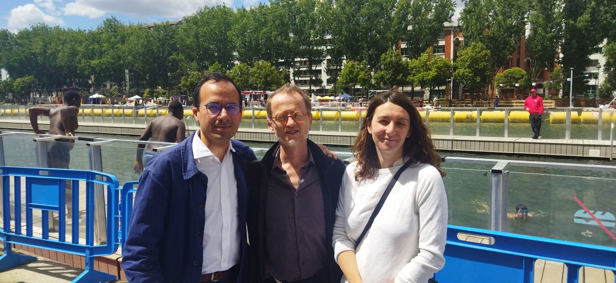 Paris plages 2024 la saison est lancée au canal Saint-Martin et sur le bassin de la Villette ! 

Au programme : baignades, détente, tyrolienne, bal, et jeux pour petits et grands. 

Les canaux de Paris se sont faits tout beaux et se préparent au passage de la flamme Olympique.