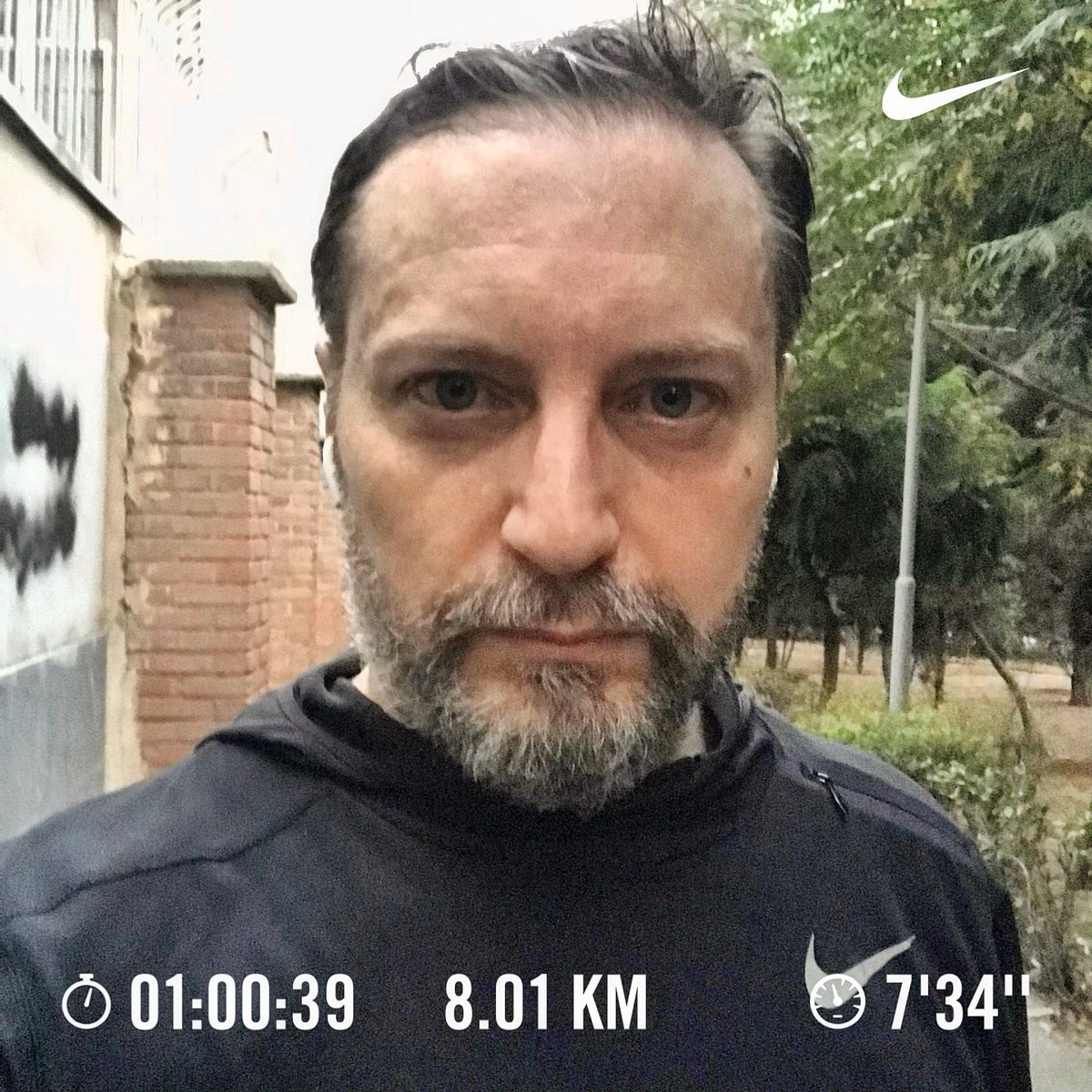 Mauriello_R's tweet photo. Born to run 🏃🏼😎.
#themanwhokeptrunning #correr #day490 #runnersoftehran https://t.co/n3VJtJOpJF