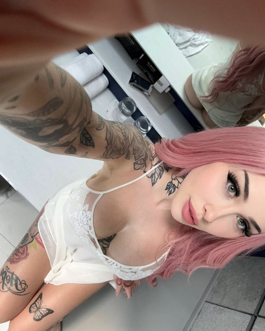 Free VIP page 😈💦 nud3 and more babe https://t.co/cknHamTvvU https://t.co/W3pkqra2H8