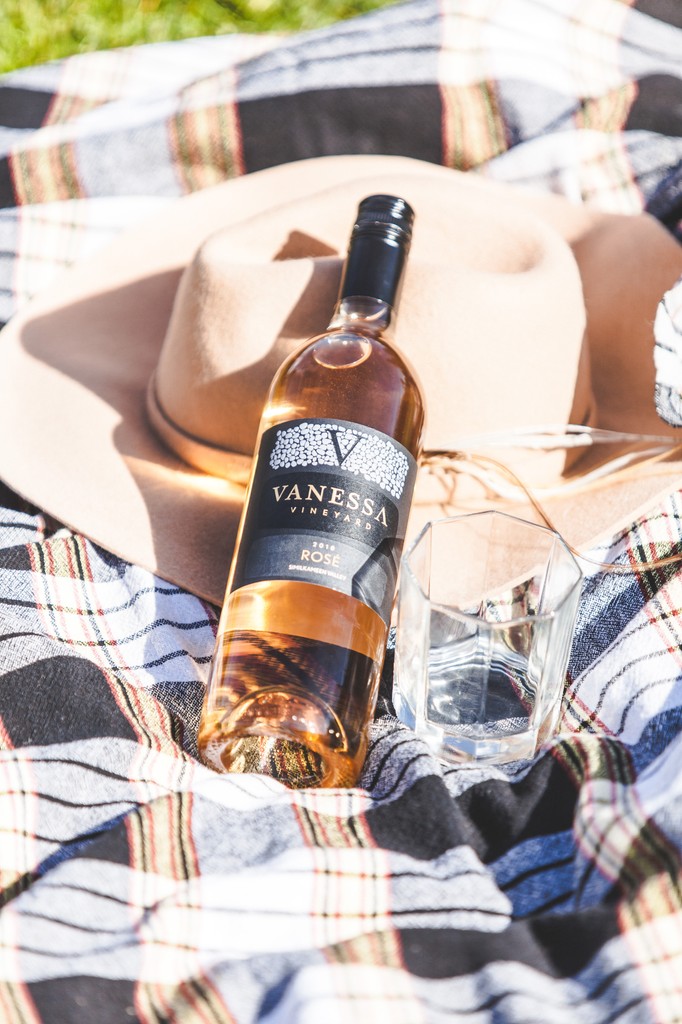 Weekend mode engaged.  

#vanessavineyard #VVwines #BCwine #BCharvest #okanaganwine #BCWineLife
#explorebc #wineclub #supportlocal #bestbcwines #similkameenwine