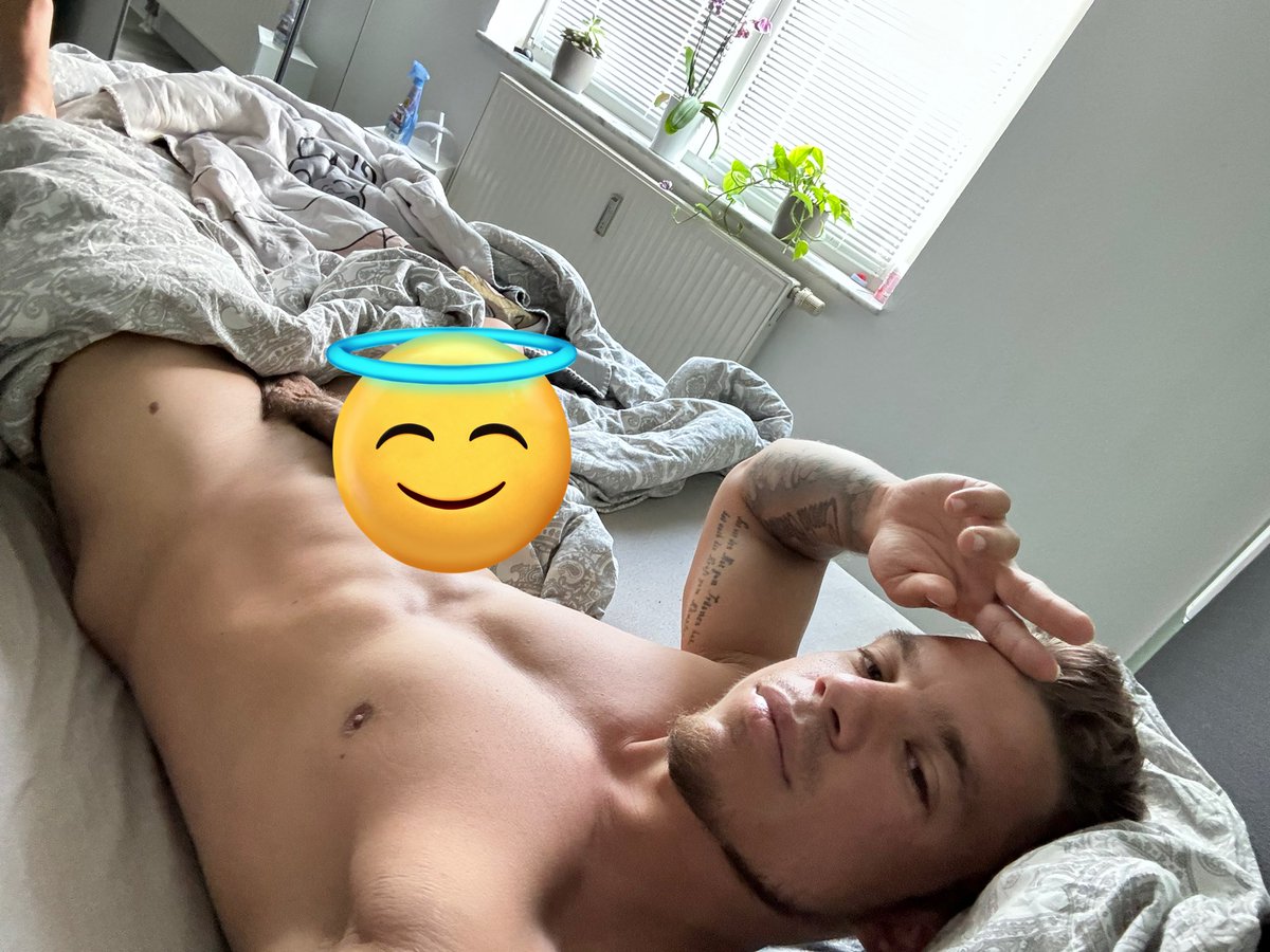 MasterPaulPante's tweet photo. Stream now at

https://t.co/2cBeB9vNGl

Post some Videos with an Creator Both naked touching
Sunday workout and schöner Stream with my father💪🤝😝 https://t.co/O0gi2qzSIC
