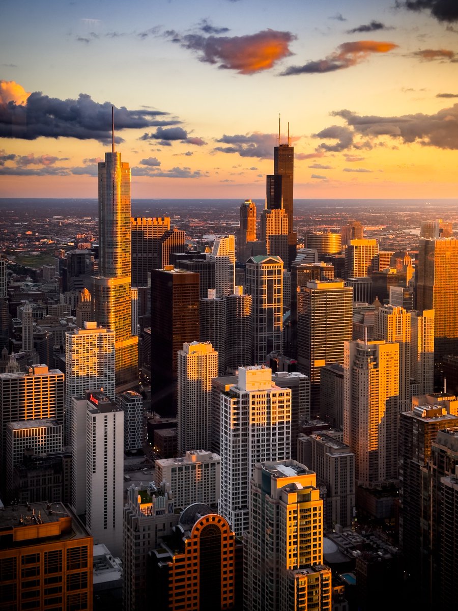 Chicago day 2. Love this city. #ShotOniPhone