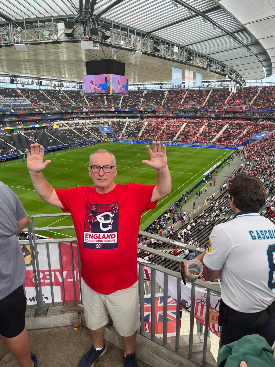 ScenesLimbChaos's tweet photo. 45 to go… #ENGSWI #Euro2024 #England https://t.co/HxNshHuy7r