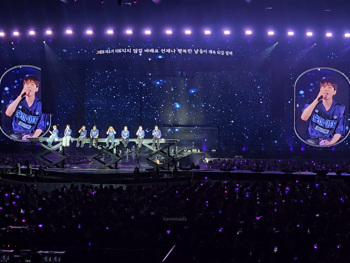 karnxknr's tweet photo. ชอบ stage แสง สี เสียง กราฟฟิค มากกกกก เรานั่งดูเพลินเลย ชอบดูอะไรแบบนี้เพราะนอกจากศิลปิน ก็อยากเห็นสเตจสวยๆ 
... วันนี้เลยตั้งใจไปนั่งหลังๆ เพราะอยากเห็นภาพรวมคอน และก็เป็นมุมดั่งใจที่คิดไว้จริงๆ  👏🏻👏🏻👏🏻  (อันนี้ภาพบางส่วนเท่านั้นน้าาา สเตจสวยทุกเพลง)

#SPINOFFHALFTIME_IN_BKK https://t.co/z7nsEurRV0