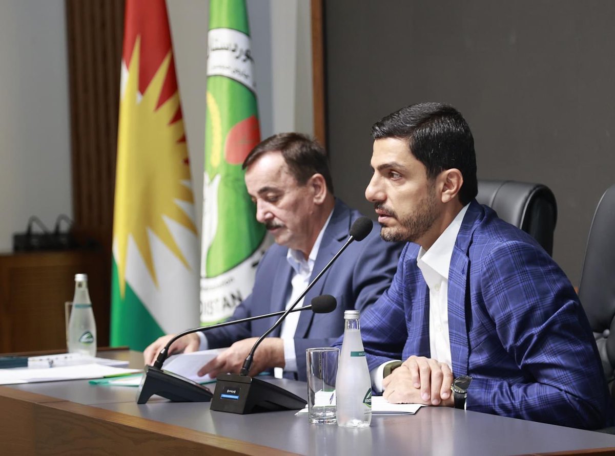 PUK_Erbilcenter's tweet photo. Today 6/7/2024  
@Darbazkosrat , Member of the political bureau , and @DrMajeedjamil , the head of PUK 3rd center in Erbil, met with the PUK Erbil center’s senior staff and the head of the committees in Erbil province. https://t.co/0ojPBVR522