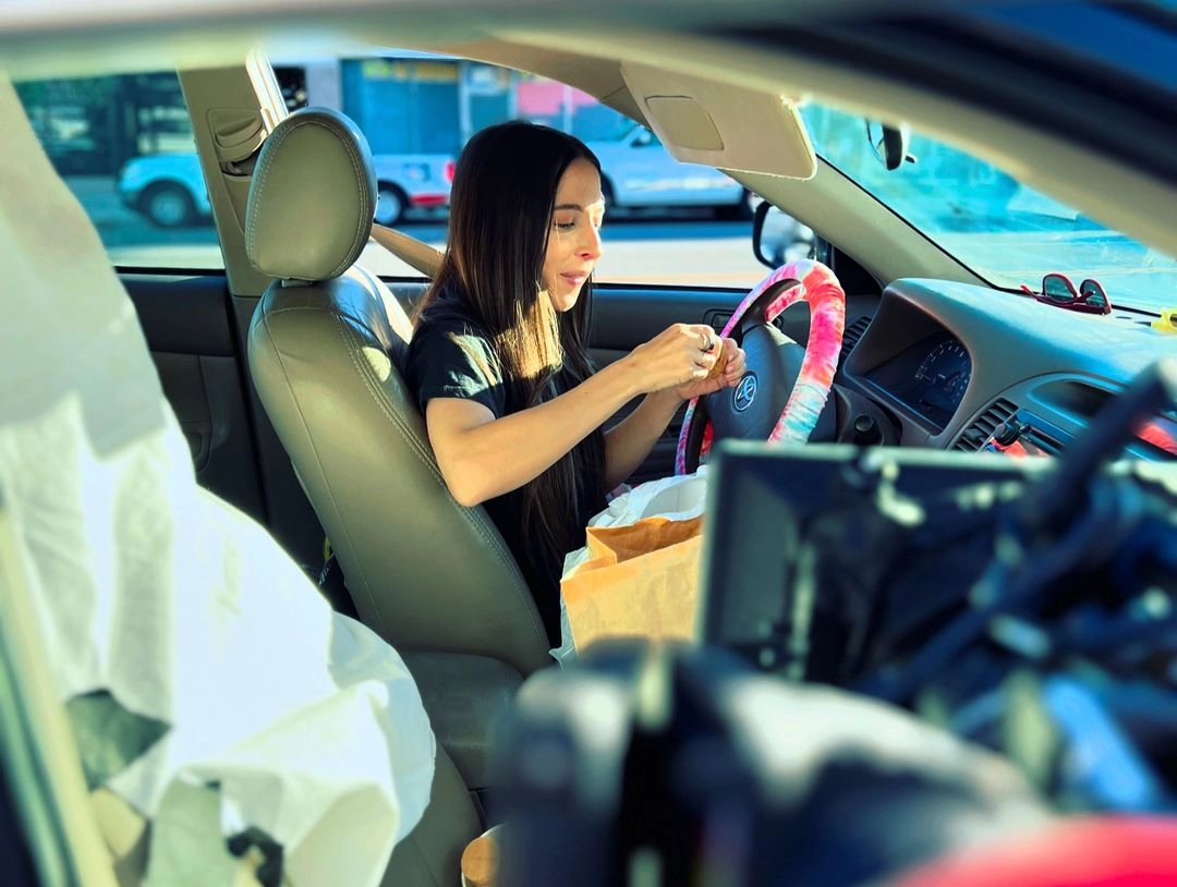 allthingscomedy's tweet photo. BTS: shooting the title sequence of @DrugstoreJune
Attention Canada! Drugstore June is available today to stream on @paramountplus #ATCpresents #DrugstoreJune https://t.co/SnFxJGDqZu
