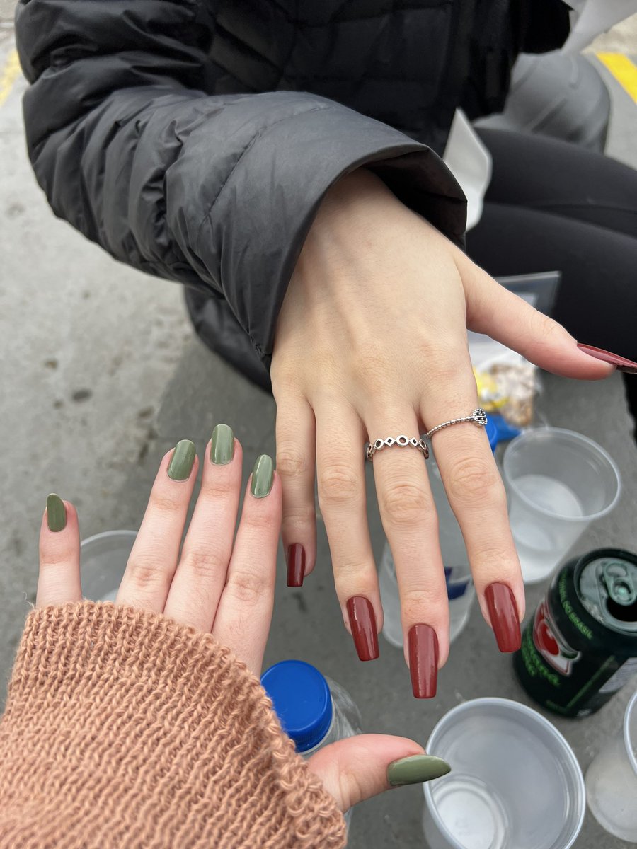 retromurphy's tweet photo. verde lésbico e vermelho bi omg https://t.co/6OO2V4PL8f