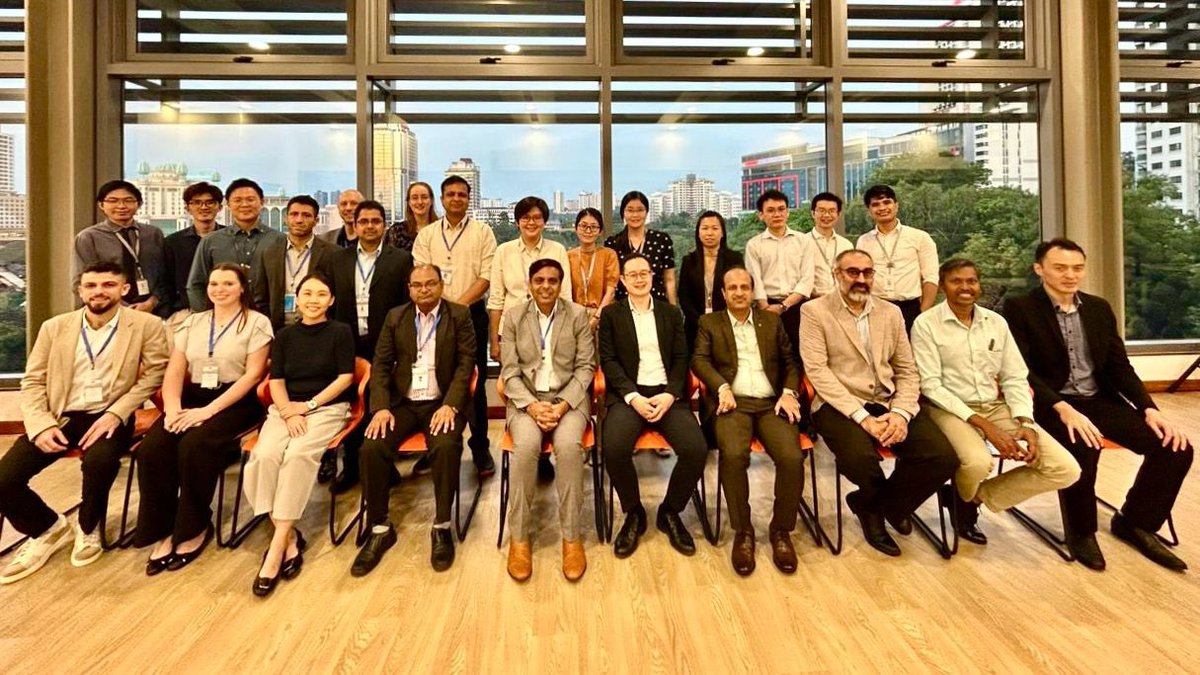 harish_dureja's tweet photo. Great interactions at early career researchers and visiting scientists dinner at Postgraduate Symposium at @SunwayU @SMLS_SunU. @GBH1S @Kam_Dua @SachinK00306908 @OfficialMdu https://t.co/qgMrYVOdjG