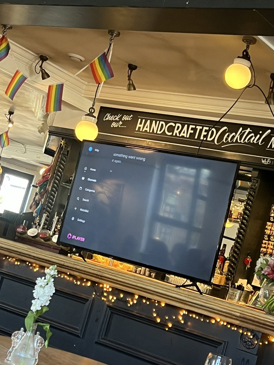 #EnglandEuro2024 The TV in the local pub knows something…….