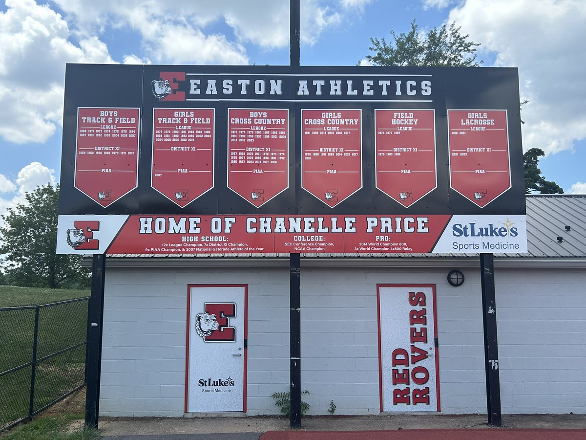 Easton_Track's tweet photo. Great addition to the Track that honors one of the best athletes to ever walk the halls of Easton! https://t.co/Grvp25Gpga
