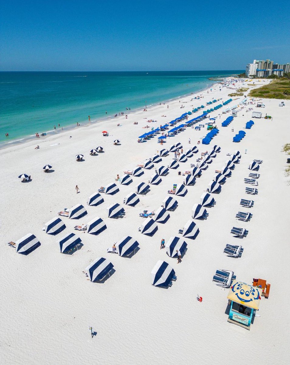 VisitSPC's tweet image. 4th of July weekend is looking good from up here! Where are you enjoying this patriotic holiday weekend? ☀️🌴🇺🇸

#4thJulyWeekend #StPeteBeach #Florida