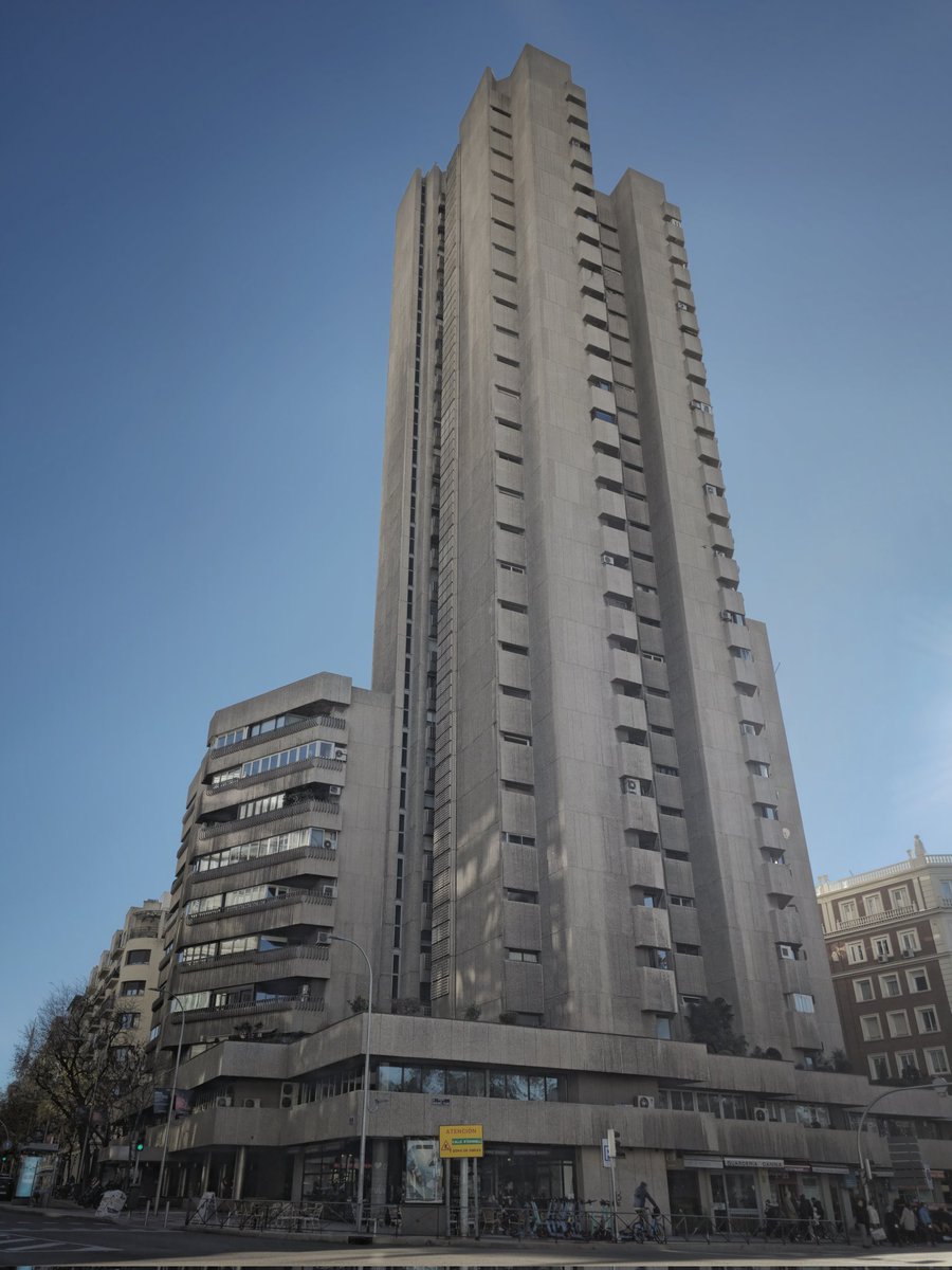 Madrid, Spain 2023
-
-
-
-
#photography #photo  #color #colorphotography #urban #urbanlandscape  #street #streetphotography #streetphoto #urbanphotography  #cityscapes  #documentingspace #banal #beton #nopeople #brutalism #brutalist #brutalistarchitecture #torredevalencia #Madrid