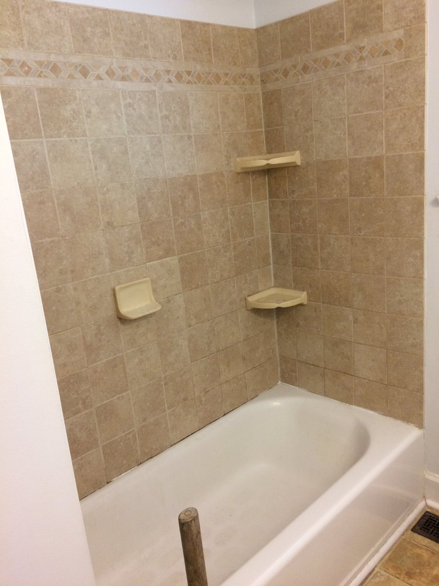 RossDaigle's tweet image. Another old #beforeafter from my early days as a #contractor.

I feel for my earliest clients.

I was so green; I knew the work, but had SO much to learn. Still, it came out nice, but nothing #compared to what I can do now!

Grow your #skills.

#woodworking 
#hardwork