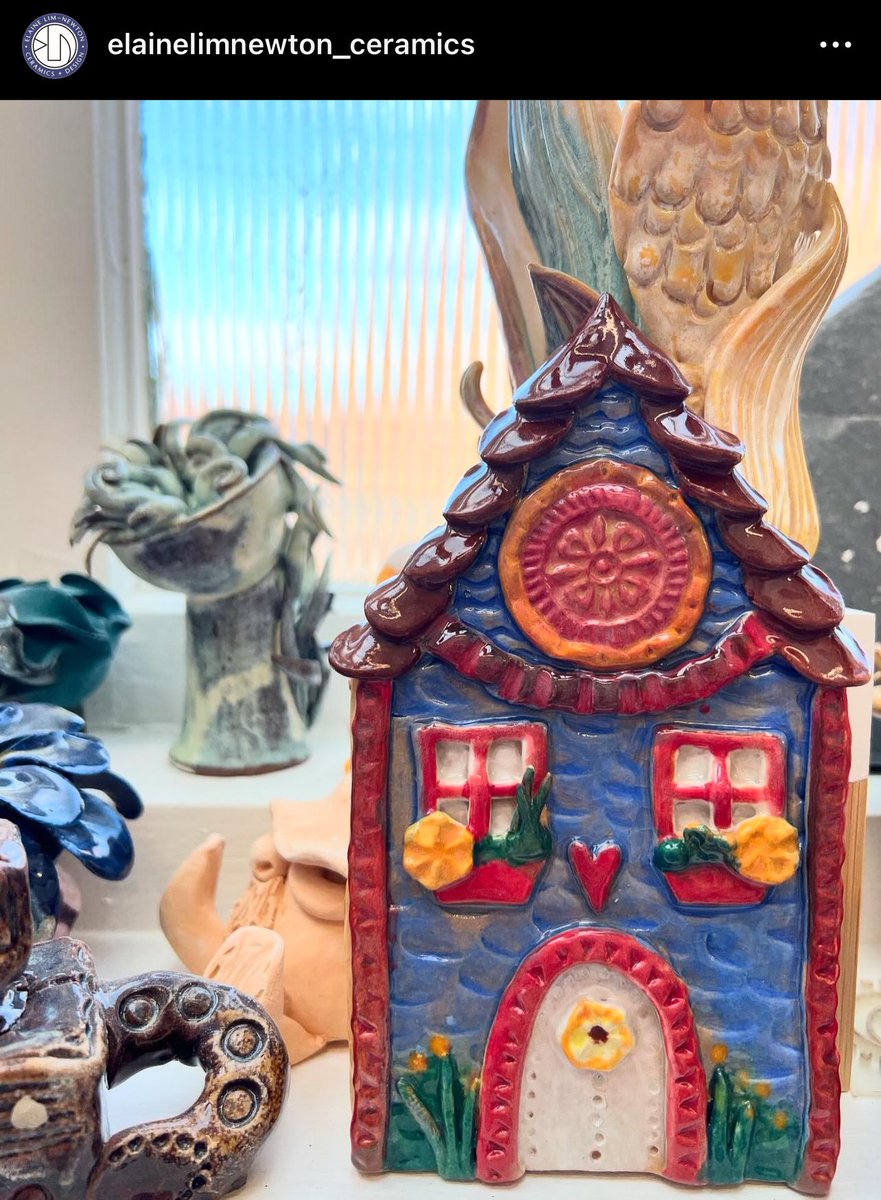 elainelimnewton's tweet image. Fancy a play with clay in the lovely signal box studio @LEArtRoom 
Then check out my eventbrite page I’ve just added sessions for July and August ❤️
eventbrite.com/o/67551361523
.
#ceramicworkshop #longeaton  #clayclasses  #EventBrite #eventbriteartworkshop #eventbriteworkshop