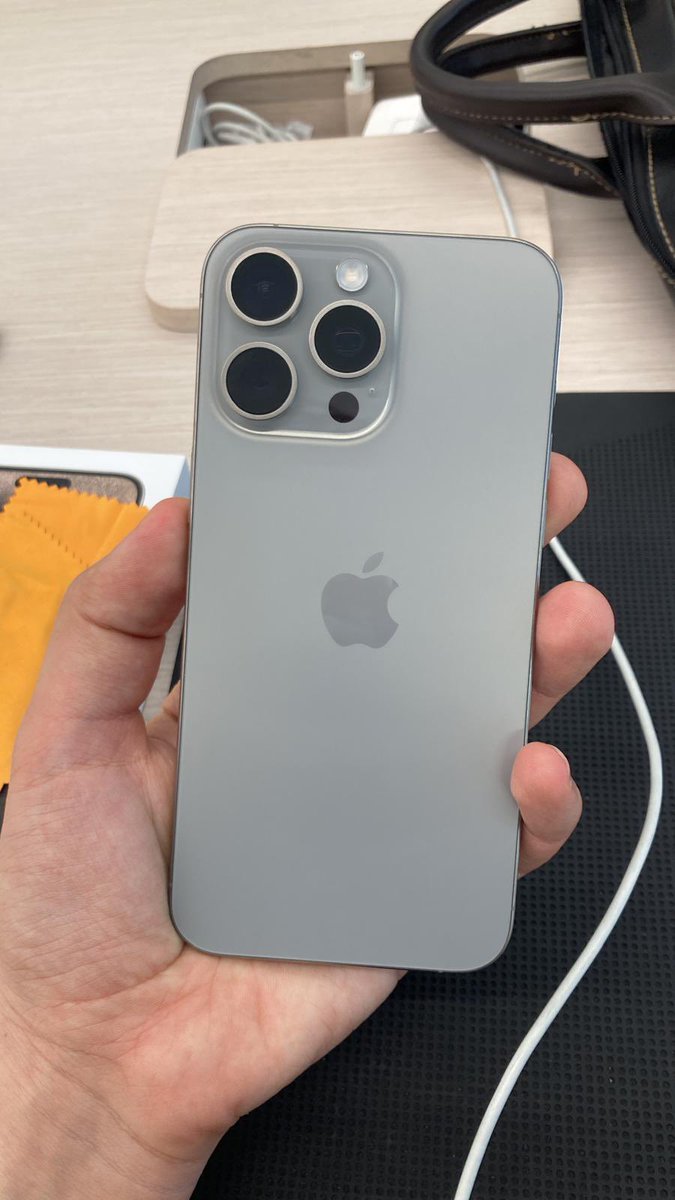 hesaniko's tweet photo. Söz verdiğim gibi bu tivit favlayıp @coinex_turkiye hesabını takip eden iki takipçimize ıphone 15 pro max gönderiyorum 13 temmuz’da  açıklarım 🔥

Umarım ihtiyacı olan birine çıkar bol şans 🚨 https://t.co/H9PSQNsNxL