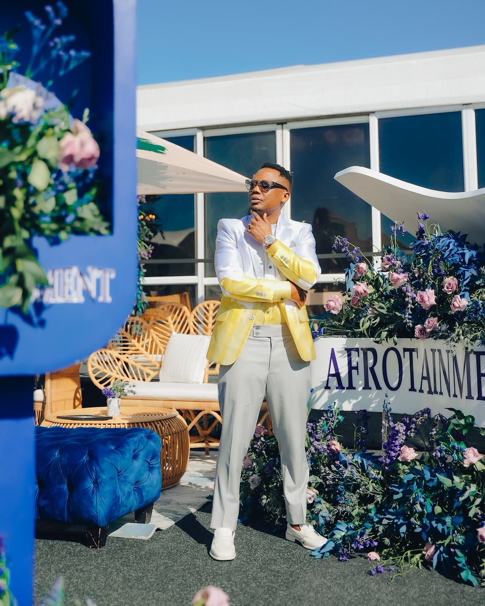 ZaExpressions's tweet photo. @Lootlove co-hosting with @Proverb at the Afrotainment marquee, with Tira hosting in style! #MetroFM #DurbanJuly #Afrotainment https://t.co/HxThC89s4j