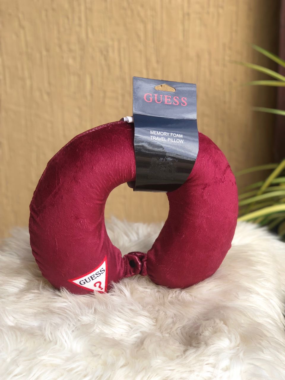 tote ally chic on X Guess travel pillow available 490ghc https t cqgFx6S47n X