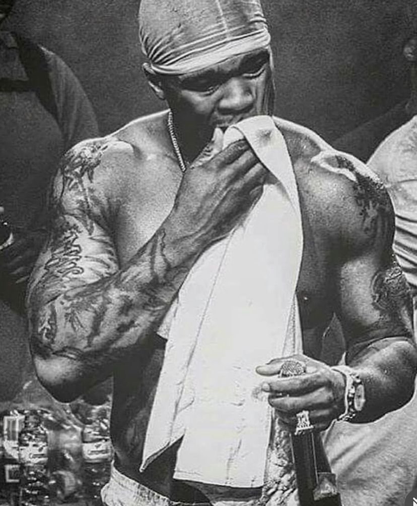 50cent's tweet image. Go shorty, it’s my birthday 🎂 we turning up in Canada 🇨🇦 tonight! 🔥 gunitbrands.com